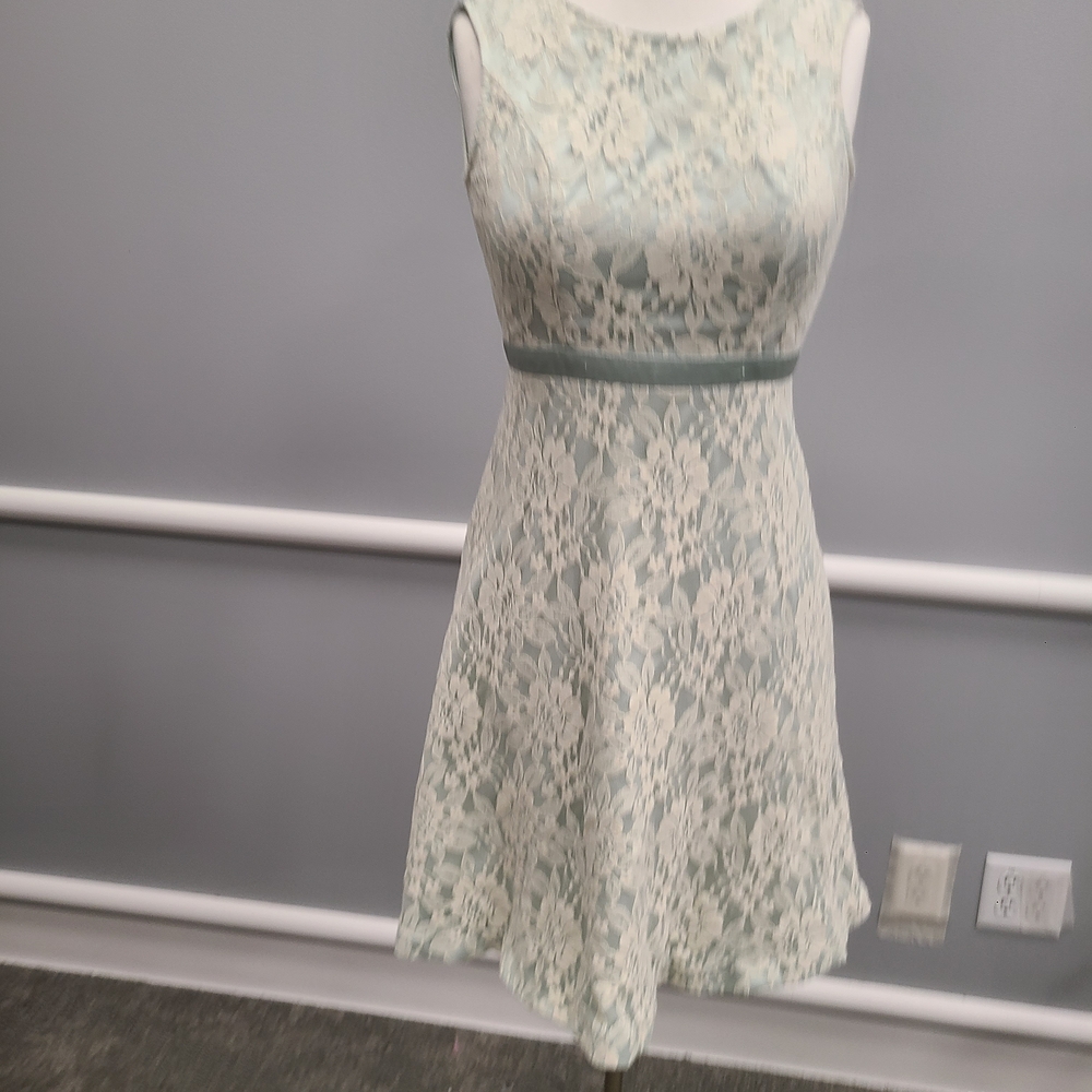 Fever London Lace Cream Sleeveless A-line Mini Dress